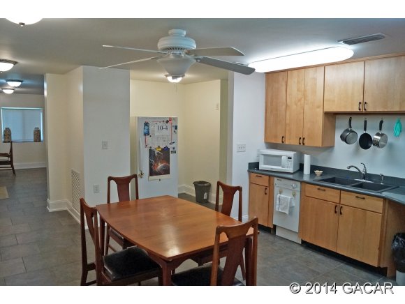 240 Huckleberry Road Hawthorne, FL 32640 - Photo 5 of 21 Gallery Image 5