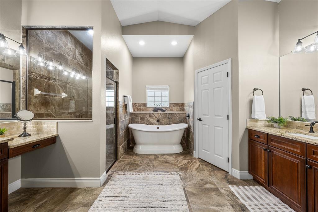 8224 Spring Forest Lane Wesley Chapel, FL 33544 - Photo 16 of 37