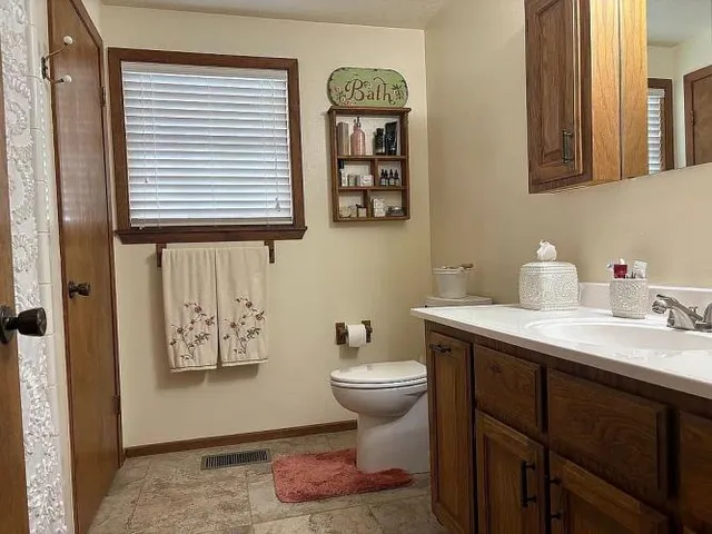 $650,000 | 2110 Immenhauser Road, Yoakum, TX 77995