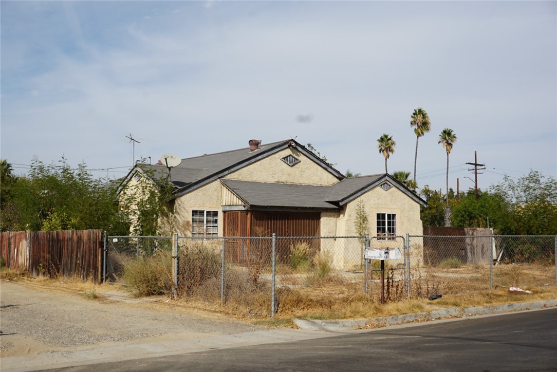 4519 Grove Avenue Riverside, CA 92507 - Photo 1 of 1 Unit 1