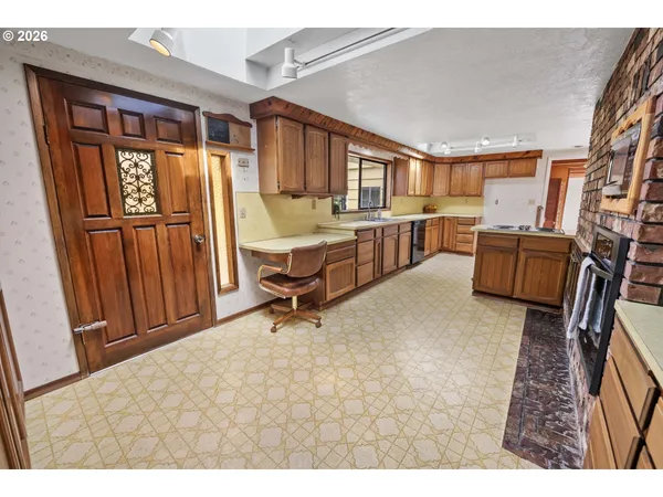 $497,000 | 40645 Old US Highway 30, Astoria, OR 97103