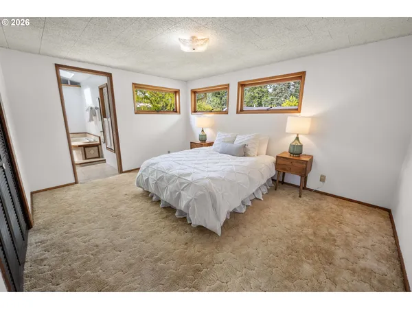$497,000 | 40645 Old US Highway 30, Astoria, OR 97103