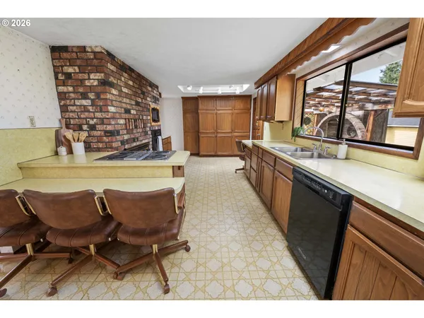 $497,000 | 40645 Old US Highway 30, Astoria, OR 97103