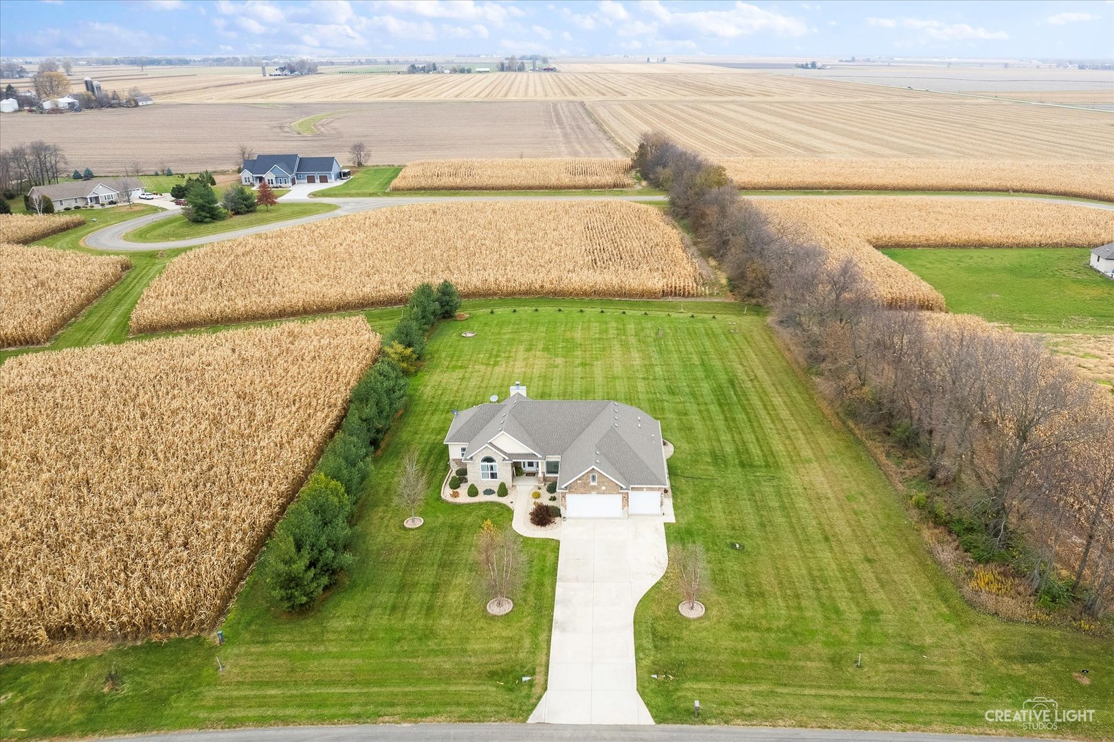 2969 4459th Road Newark, IL 60541 - Photo 30 of 35 a view of an ocean from a balcony