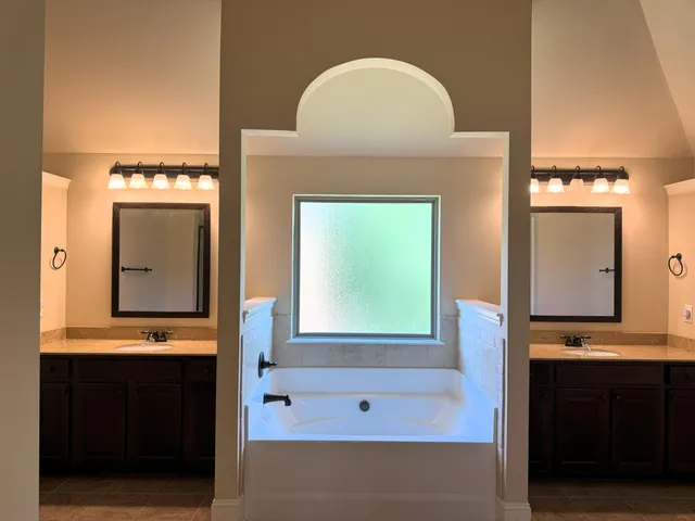 $567,000 | 549 Everton Drive, Chapin, SC 29036