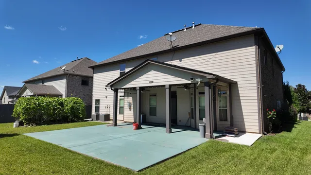 $567,000 | 549 Everton Drive, Chapin, SC 29036