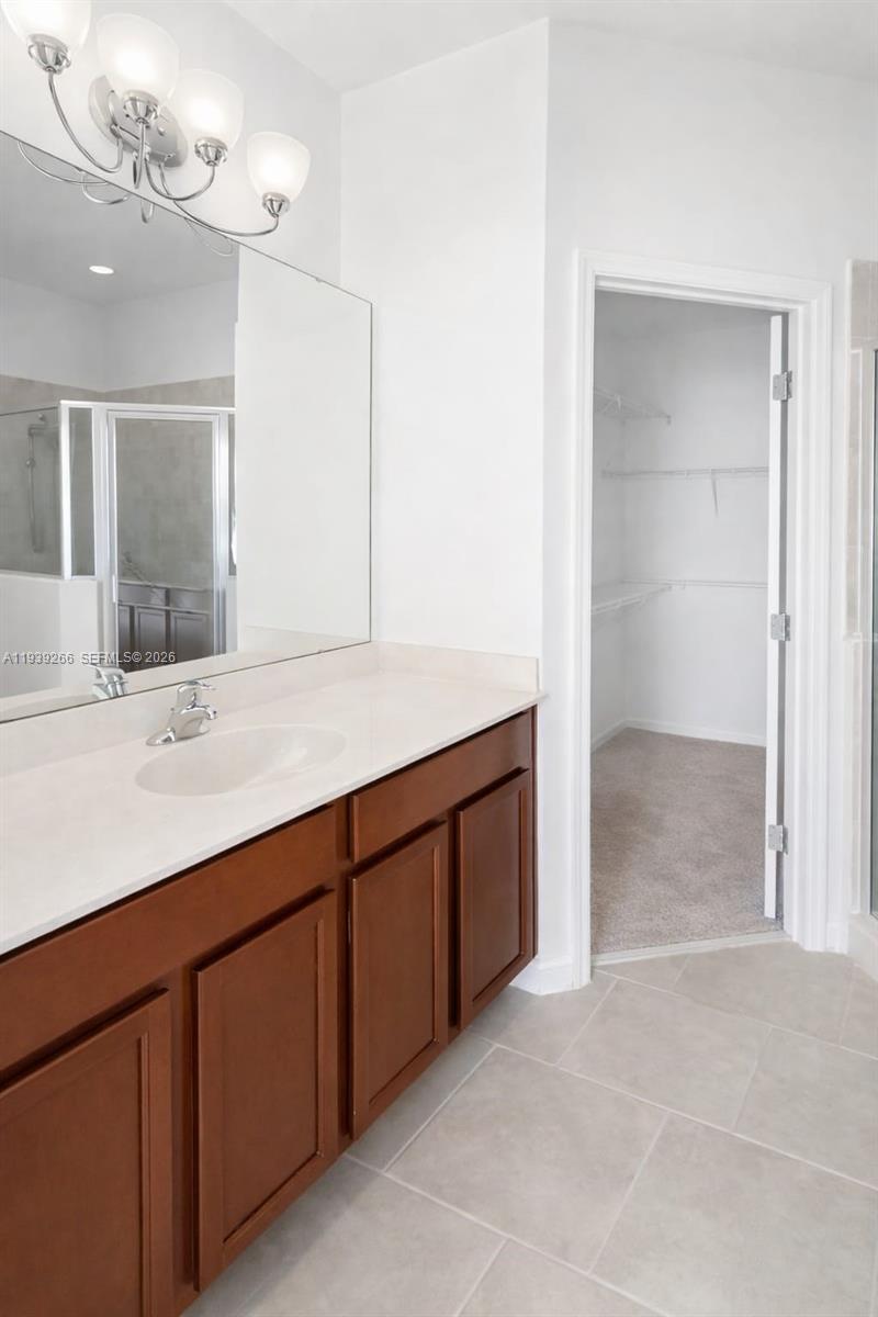 112 Tarracina Way Daytona Beach, FL 32117 - Photo 13 of 20 Master Bathroom