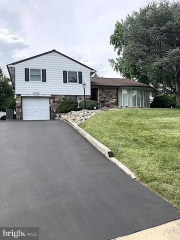 $599,000 | 1180 Ballytore Road, Huntingdon Valley, PA 19006