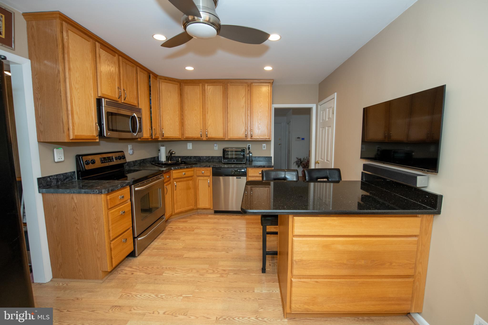 1180 Ballytore Road Huntingdon Valley, PA 19006 - Photo 6 of 32 Kitchen