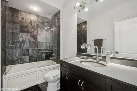 $1,599,000 | 101 West Superior Street, Unit 1204, Chicago, IL 60654