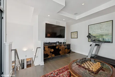 $1,599,000 | 101 West Superior Street, Unit 1204, Chicago, IL 60654