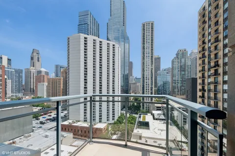 $1,599,000 | 101 West Superior Street, Unit 1204, Chicago, IL 60654