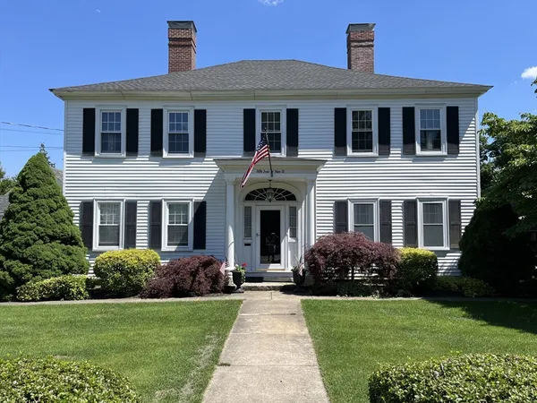 $2,800 | 54 West Main Street, Unit 2, Westborough, MA 01581