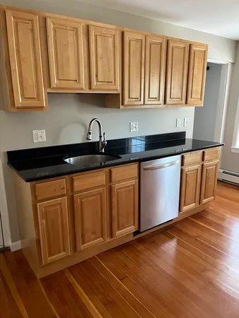 $2,800 | 54 West Main Street, Unit 2, Westborough, MA 01581