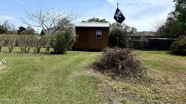 $295,000 | 32 Arrowhead Drive, Hubert, NC 28539