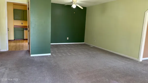 $295,000 | 32 Arrowhead Drive, Hubert, NC 28539