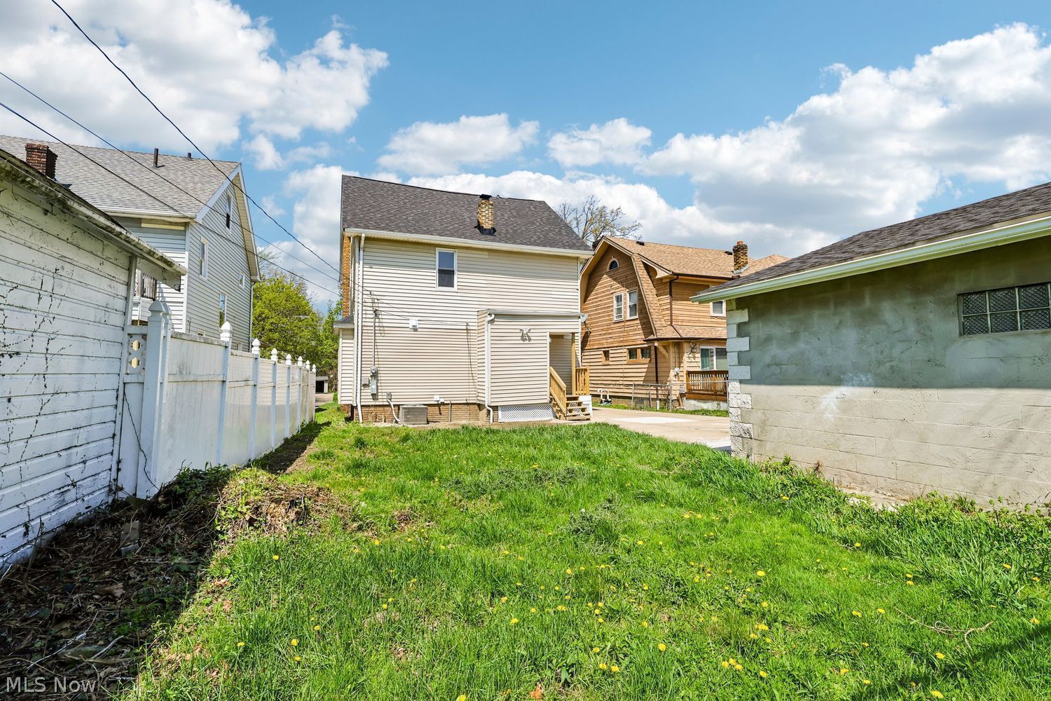 1045 Nela View Road Cleveland Heights, OH 44112 - Photo 42 of 48 Gallery Image 42
