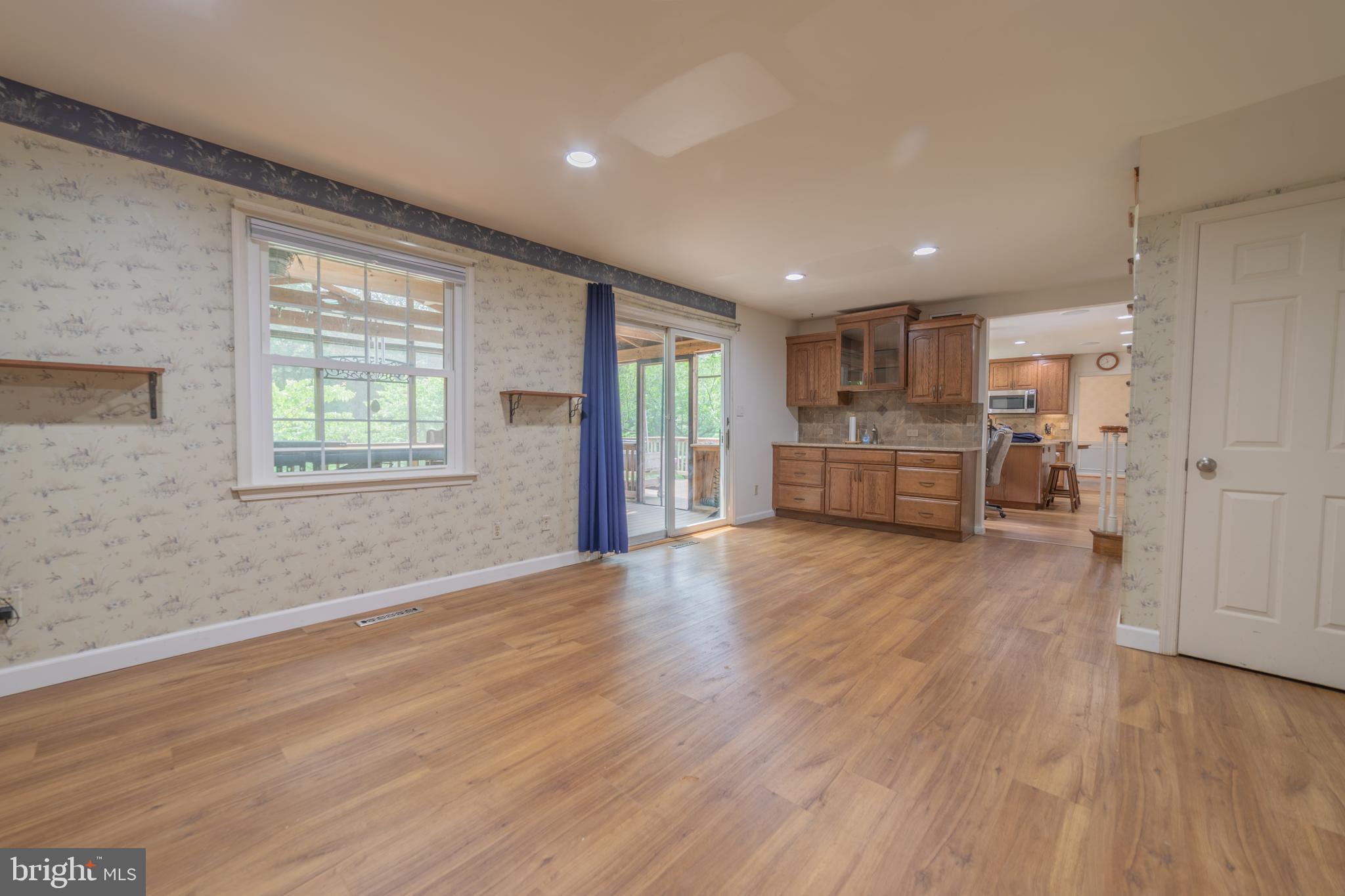 12600 Deoudes Road Boyds, MD 20841 - Photo 20 of 53 Family Room off Kitchen