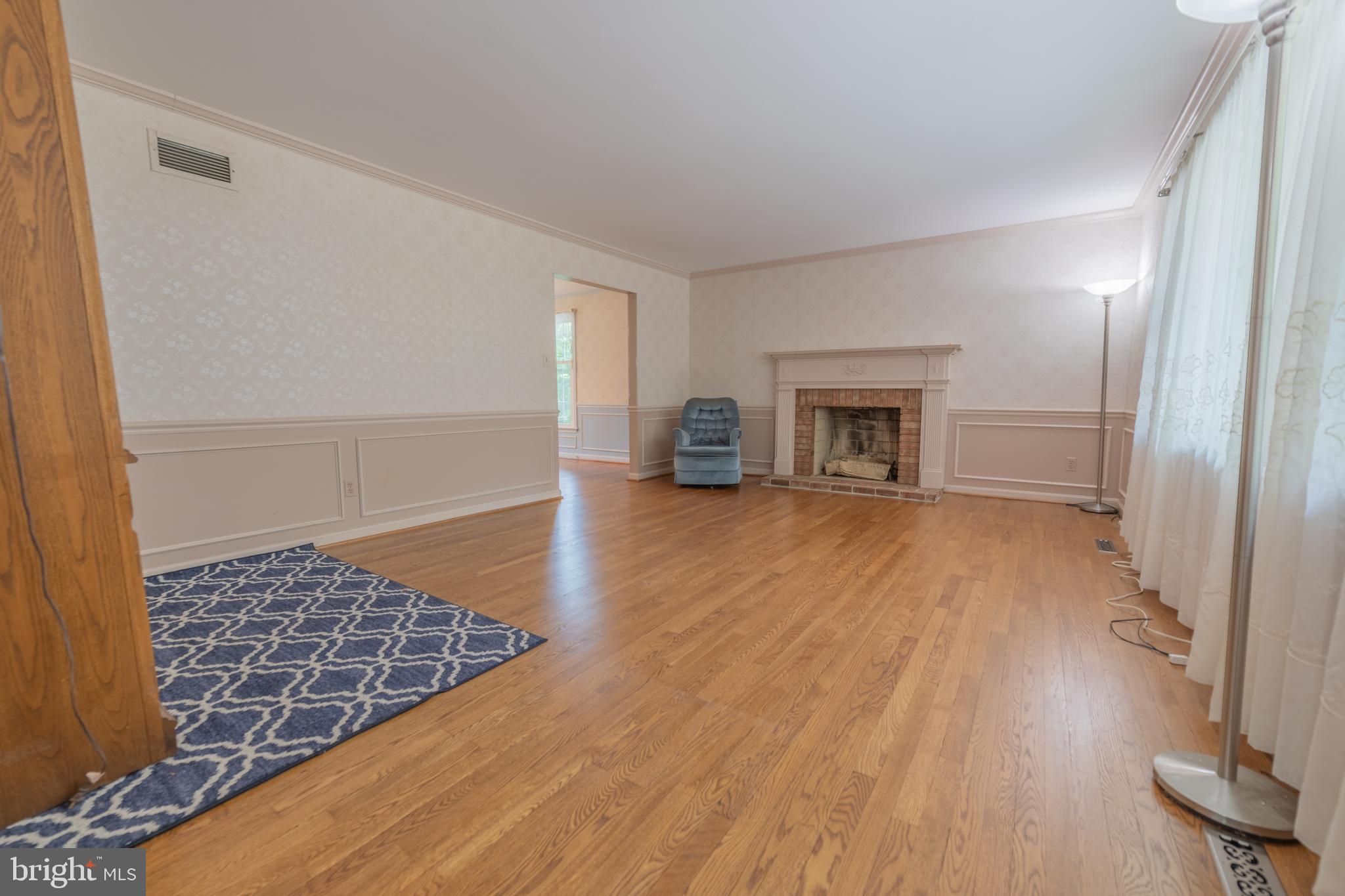 12600 Deoudes Road Boyds, MD 20841 - Photo 5 of 53 Another view of Living Room