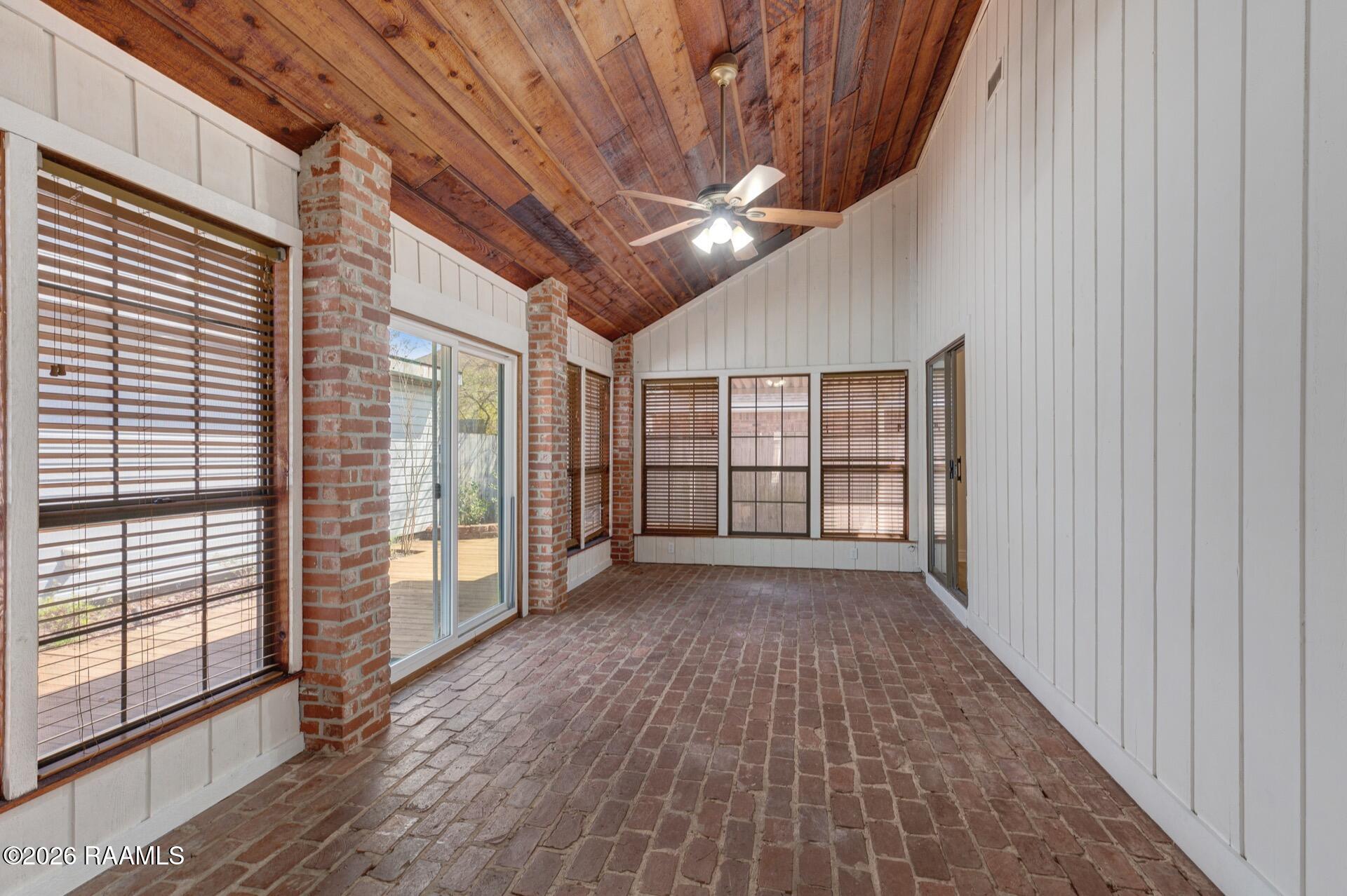 143 La Rue Vil Lafayette, LA 70508 - Photo 12 of 15 143 La Rue Vil Lafayette -12