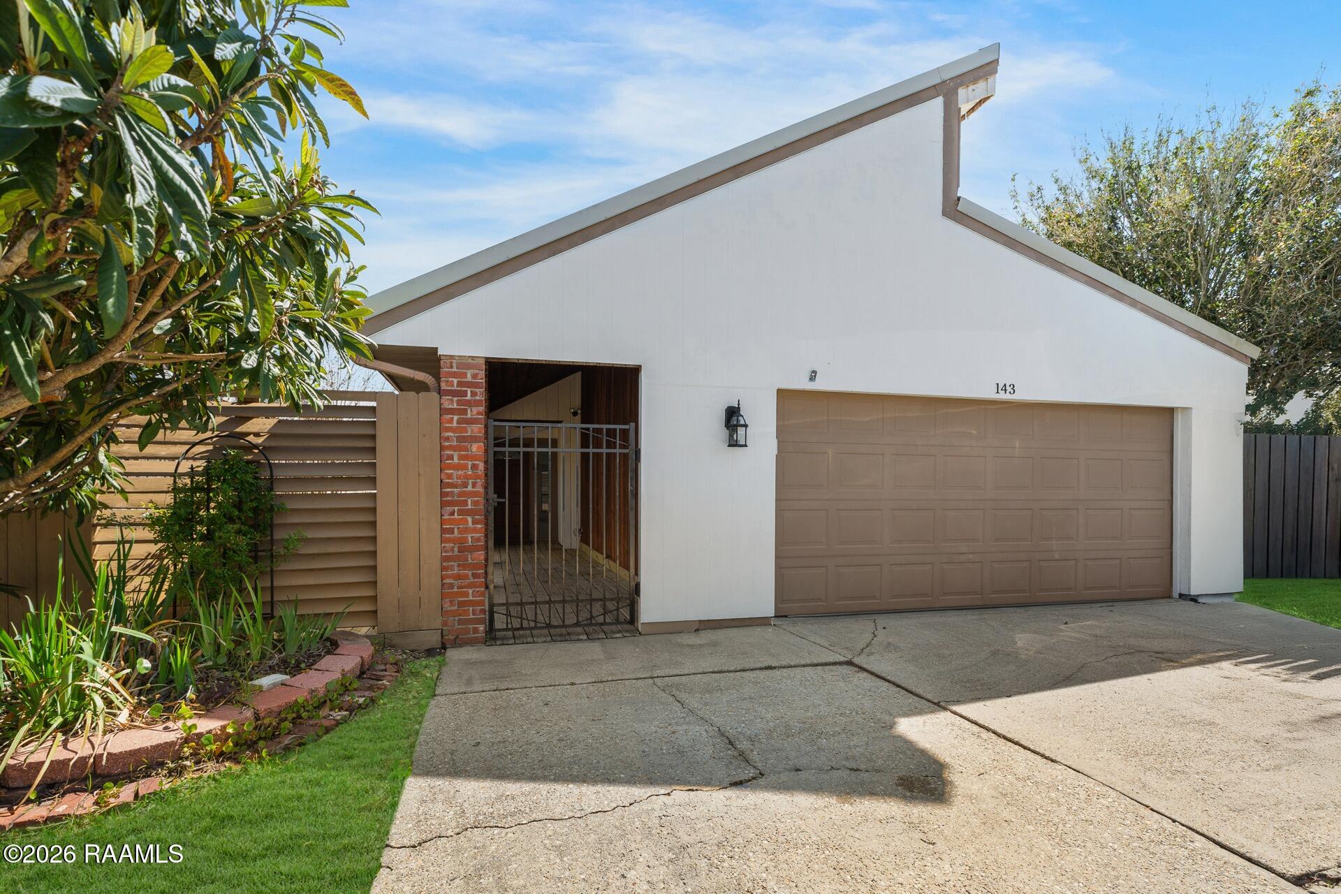 143 La Rue Vil Lafayette, LA 70508 - Photo 2 of 15 143 La Rue Vil Lafayette -2