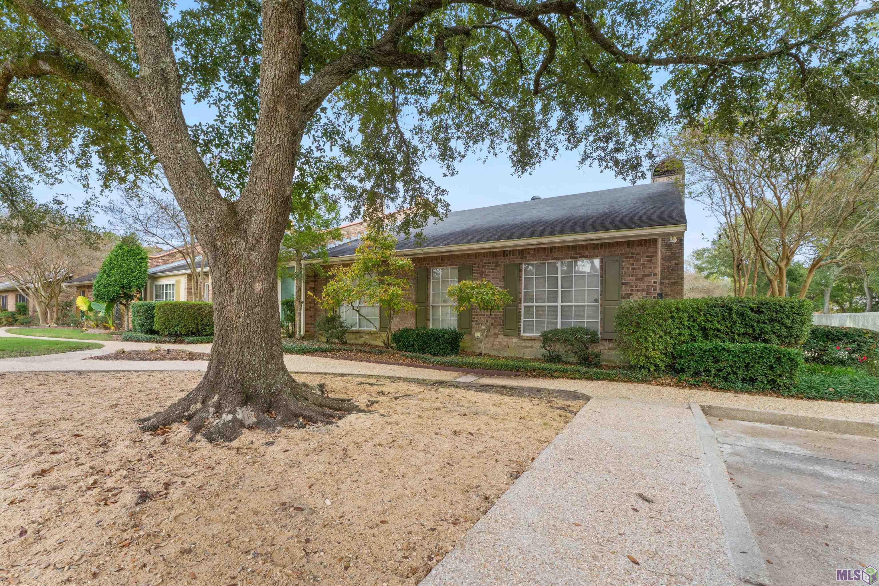 1653 Sharp Road Baton Rouge, LA 70815 - Photo 2 of 21