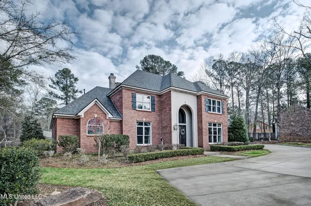 $675,000 | 340 Sherborne Place, Flowood, MS 39232