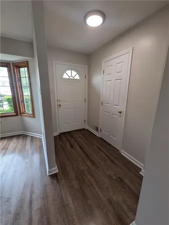 $1,795 | 3031 Estate Drive, Oakdale, PA 15071