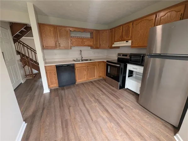 $1,795 | 3031 Estate Drive, Oakdale, PA 15071