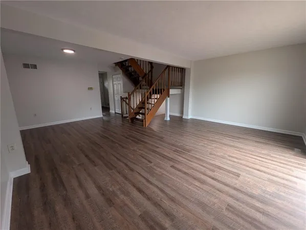 $1,795 | 3031 Estate Drive, Oakdale, PA 15071