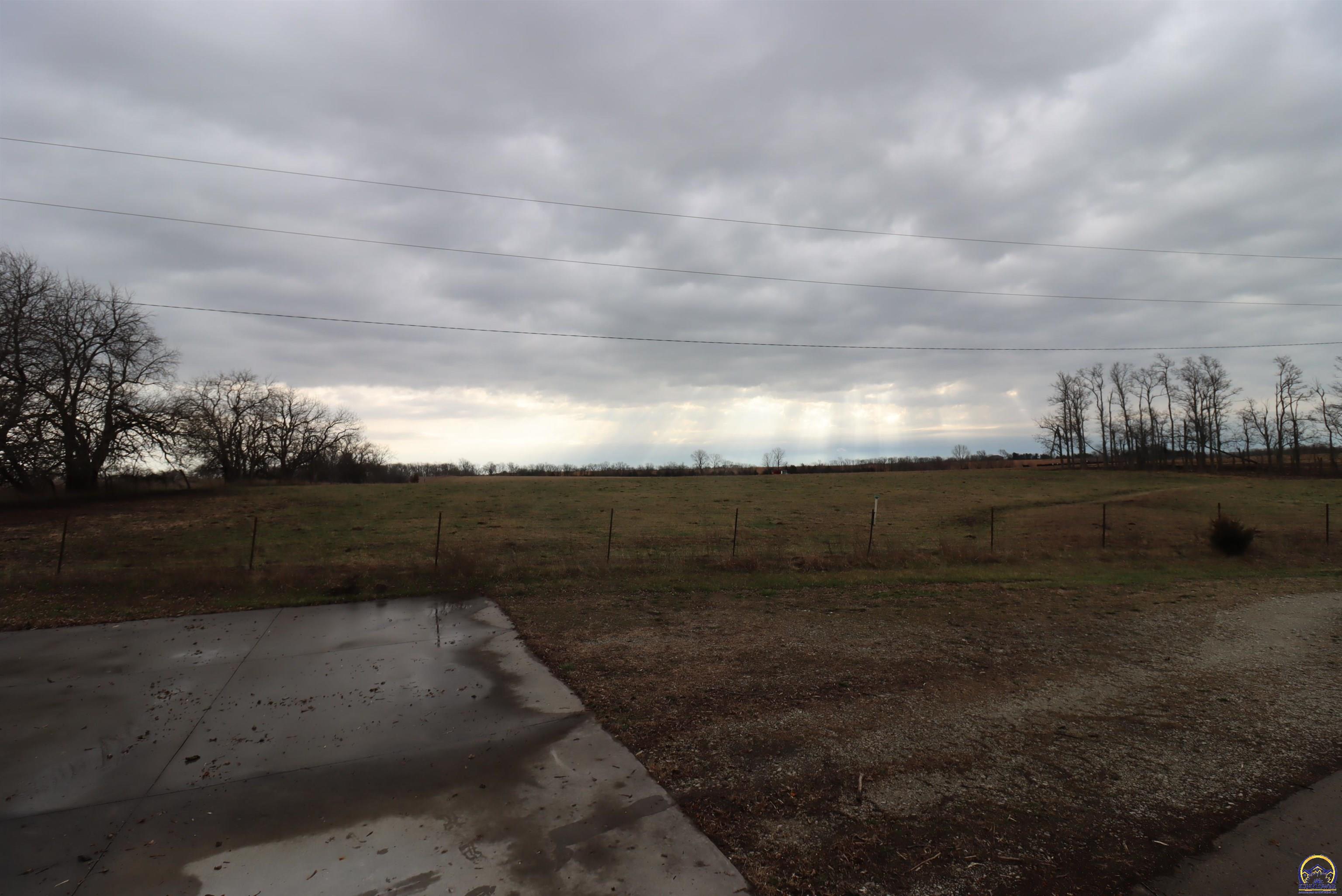 25030 Q4 Road Holton, KS 66436 - Photo 4 of 11
