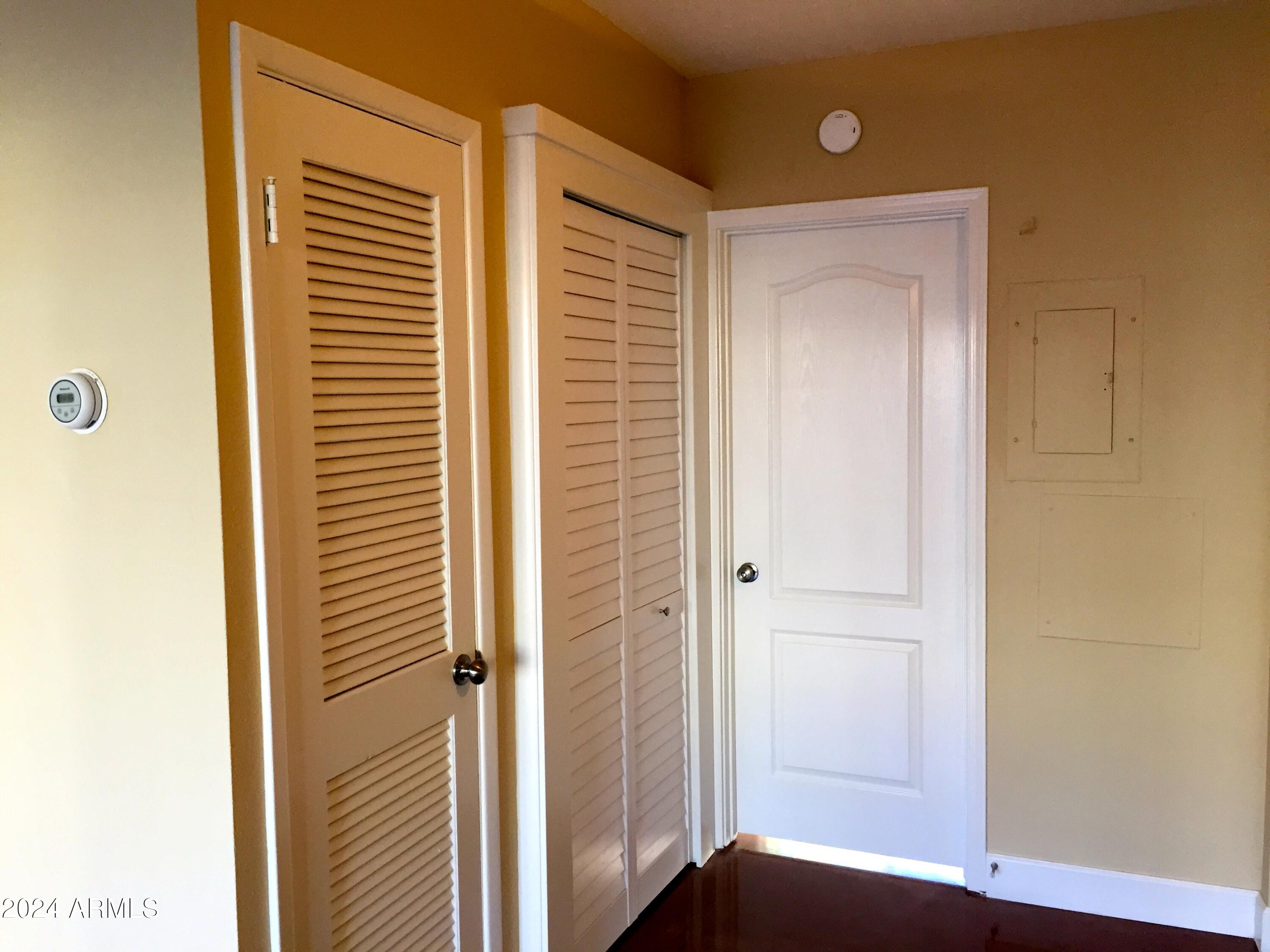 1010 East Osborn Road, Unit D Phoenix, AZ 85014 - Photo 15 of 28 a view of a bathroom with wooden floor