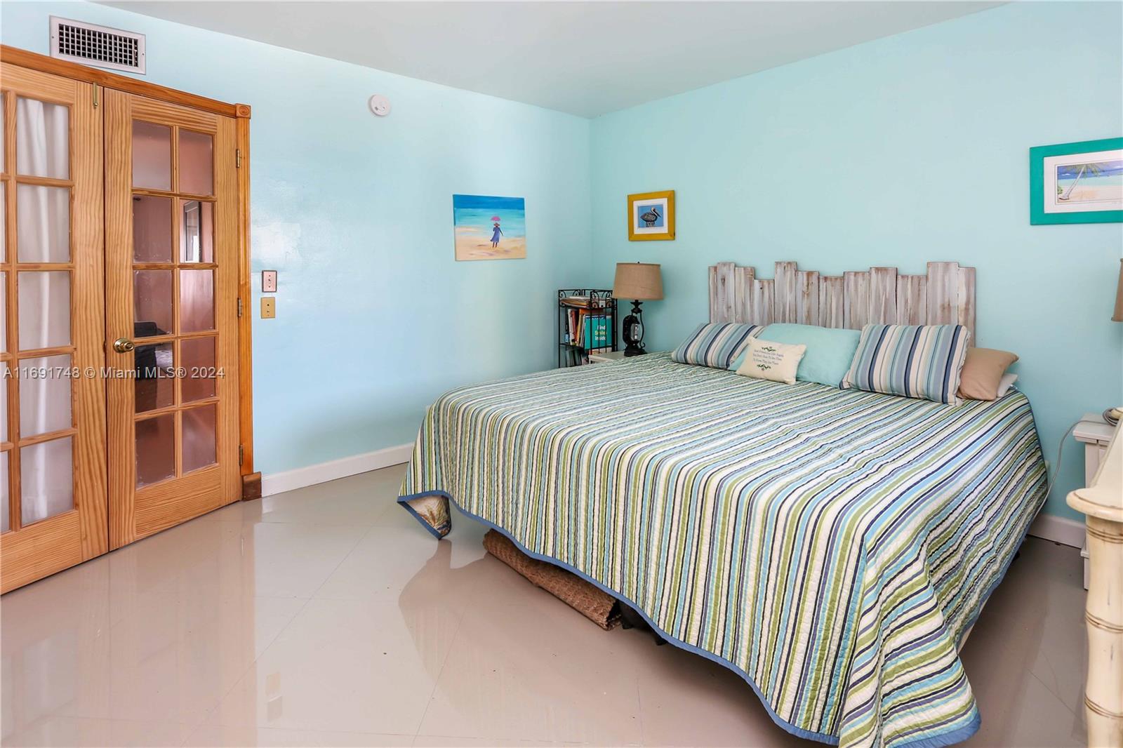 320 South Surf Road, Unit 202 Hollywood, FL 33019 - Photo 14 of 55 Gallery Image 14