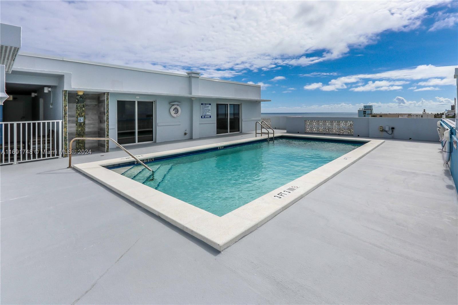 320 South Surf Road, Unit 202 Hollywood, FL 33019 - Photo 23 of 55 Gallery Image 23