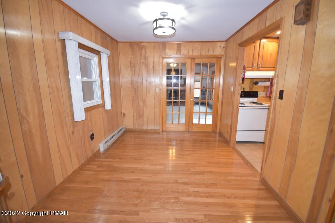 2317 Locust Ridge Road Pocono Lake, PA 18347 - Photo 19 of 40 2317 Locust Ridge Rd (36)