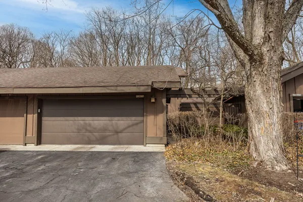 $299,000 | 42-w470 Red Bud Court, St. Charles, IL 60175