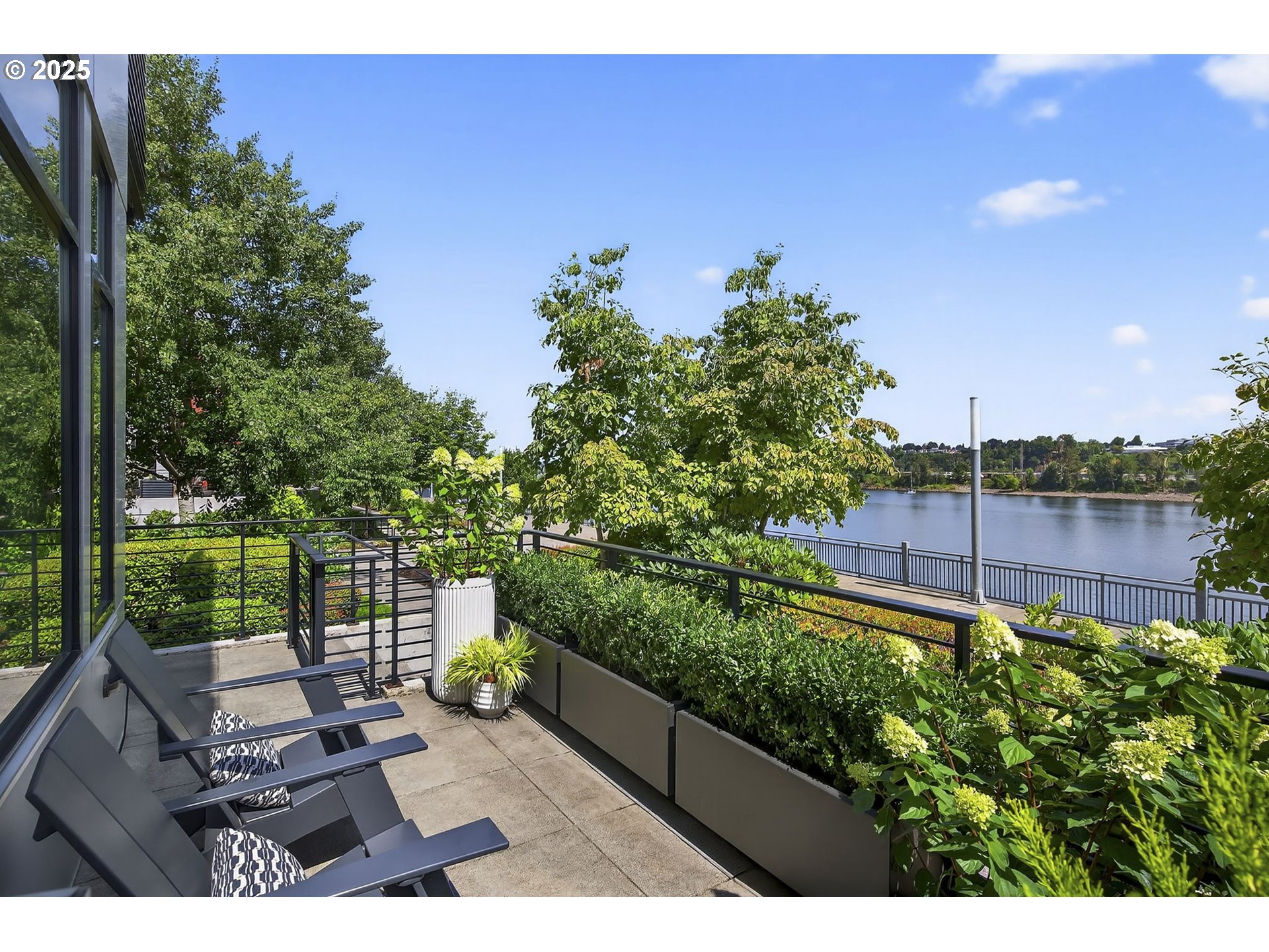 1682 Northwest Riverscape Street Portland, OR 97209 - Photo 38 of 43 Gallery Image 38