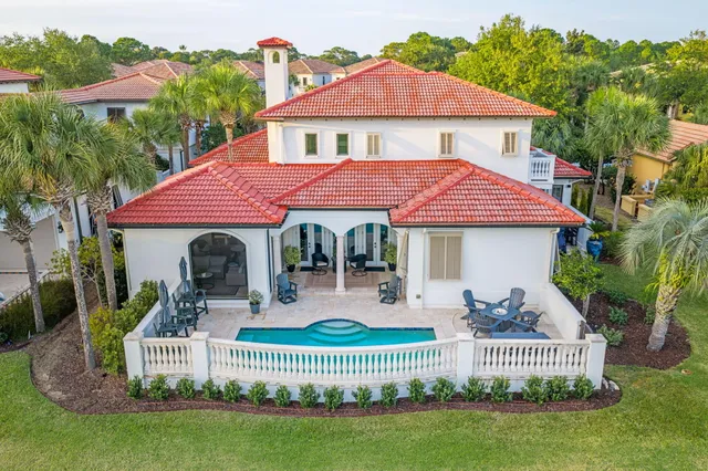 $1,950,000 | 1821 Baytowne Avenue, Miramar Beach, FL 32550