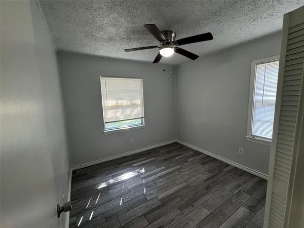 $1,450 | 3008 Winfield Drive, Corsicana, TX 75110
