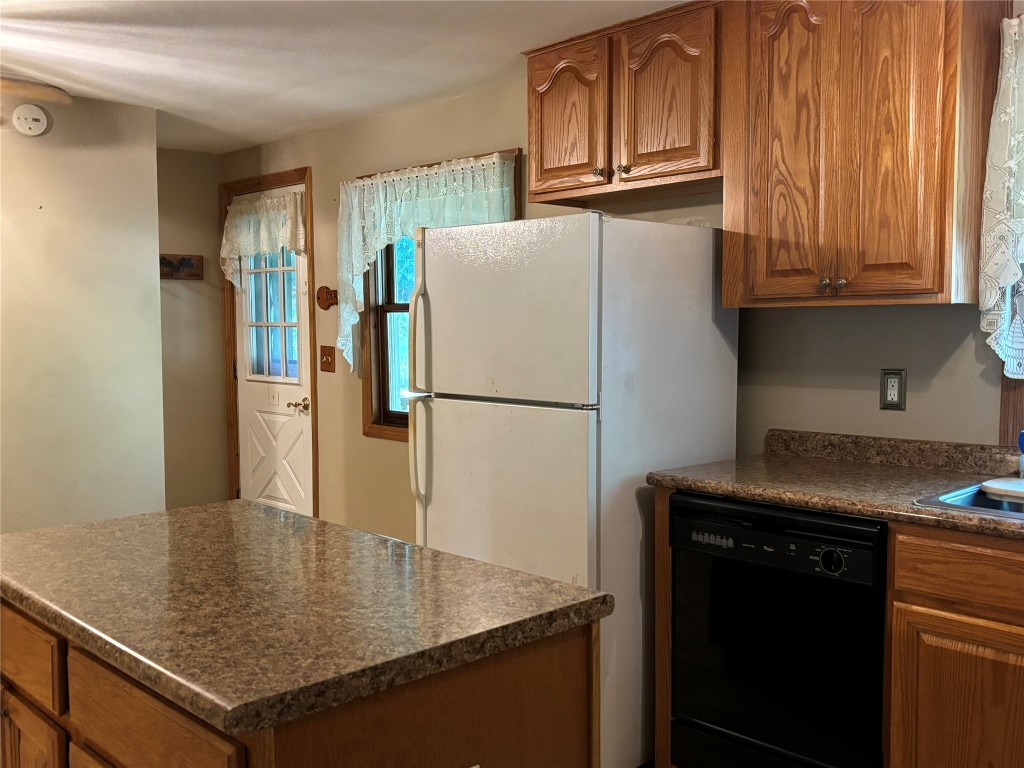 987 Lillie Hill Road Apalachin, NY 13732 - Photo 8 of 37