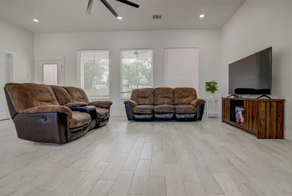 $435,000 | 165 La Selva Drive, Elgin, TX 78621