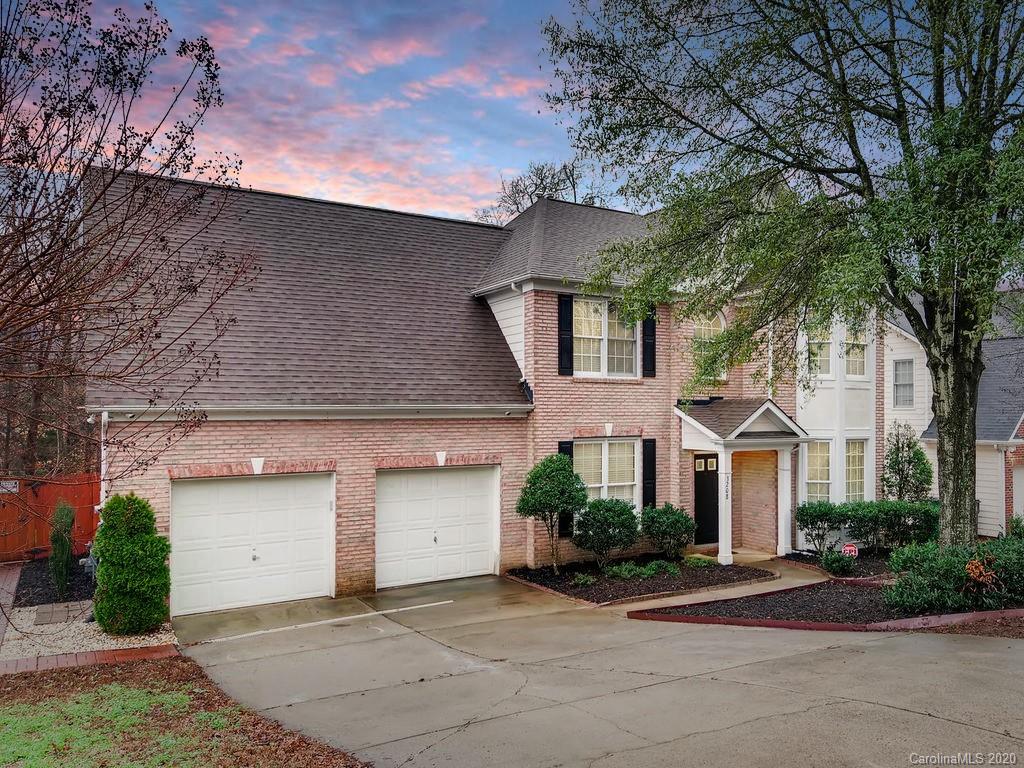 3208 Arklow Road Charlotte, NC 28269 - Photo 2 of 32 Gallery Image 2