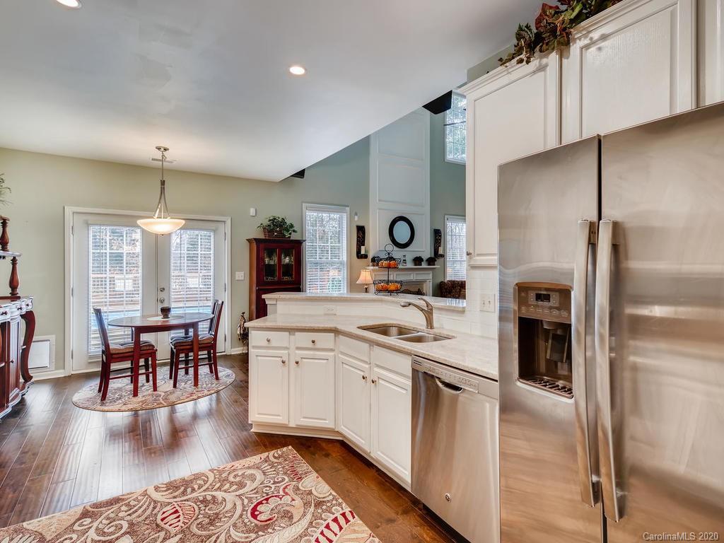 3208 Arklow Road Charlotte, NC 28269 - Photo 12 of 32 Gallery Image 12