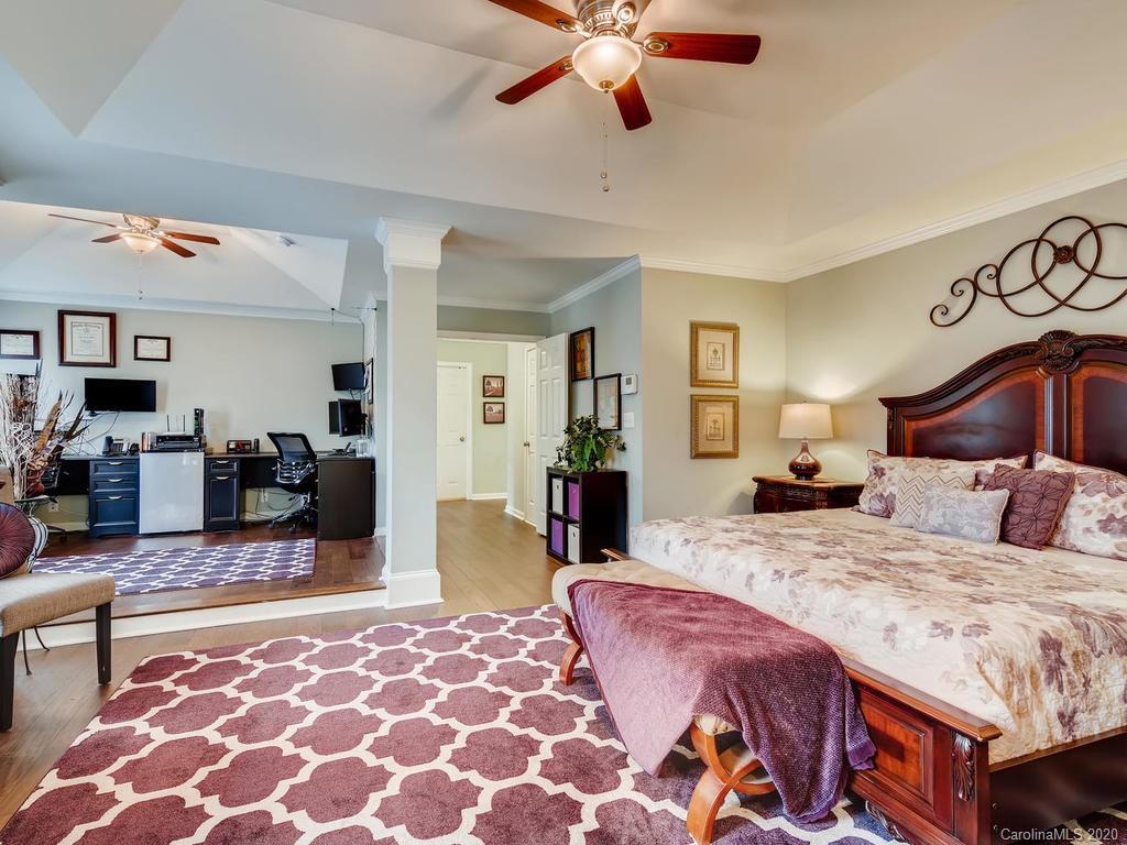 3208 Arklow Road Charlotte, NC 28269 - Photo 16 of 32 Gallery Image 16