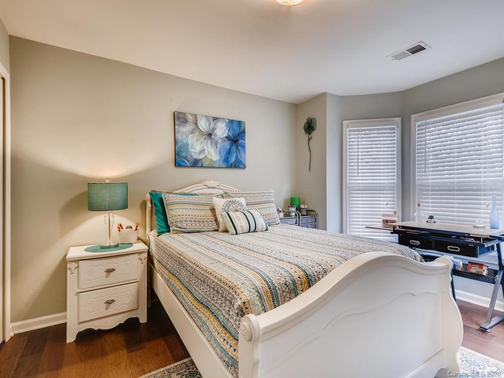 3208 Arklow Road Charlotte, NC 28269 - Photo 21 of 32 Gallery Image 21