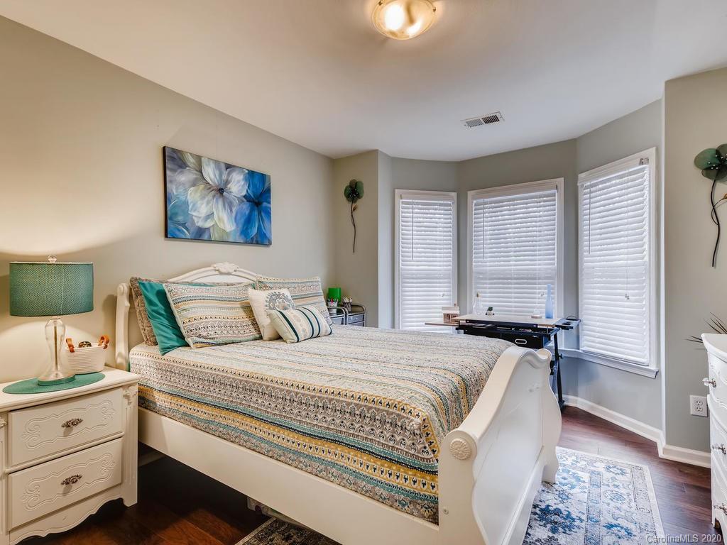 3208 Arklow Road Charlotte, NC 28269 - Photo 22 of 32 Gallery Image 22