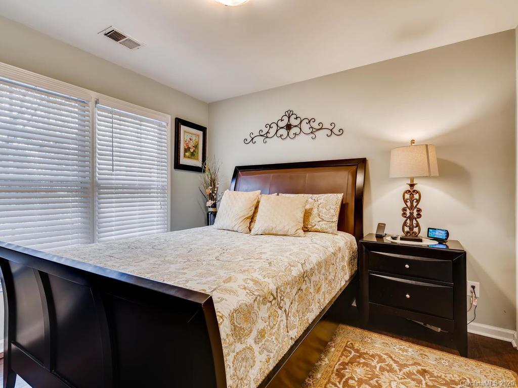 3208 Arklow Road Charlotte, NC 28269 - Photo 23 of 32 Gallery Image 23