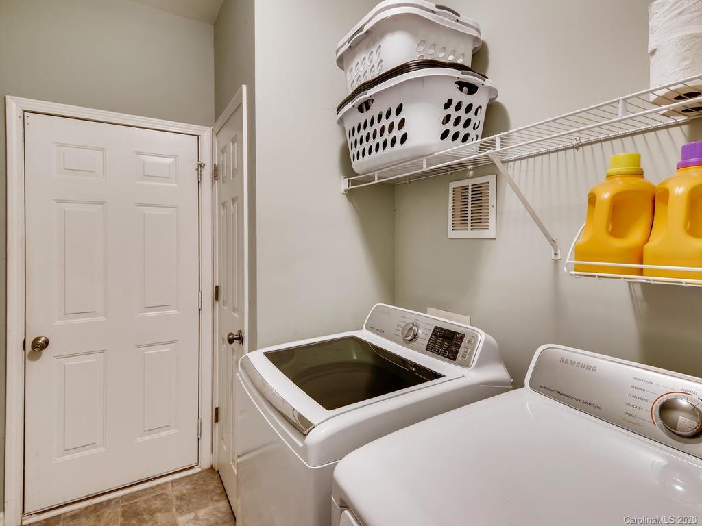 3208 Arklow Road Charlotte, NC 28269 - Photo 26 of 32 Gallery Image 26