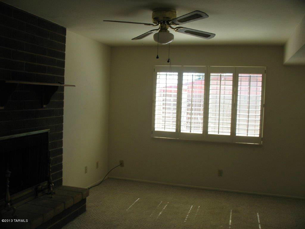 6667 North Galaxy Road Tucson, AZ 85741 - Photo 8 of 32 Gallery Image 8