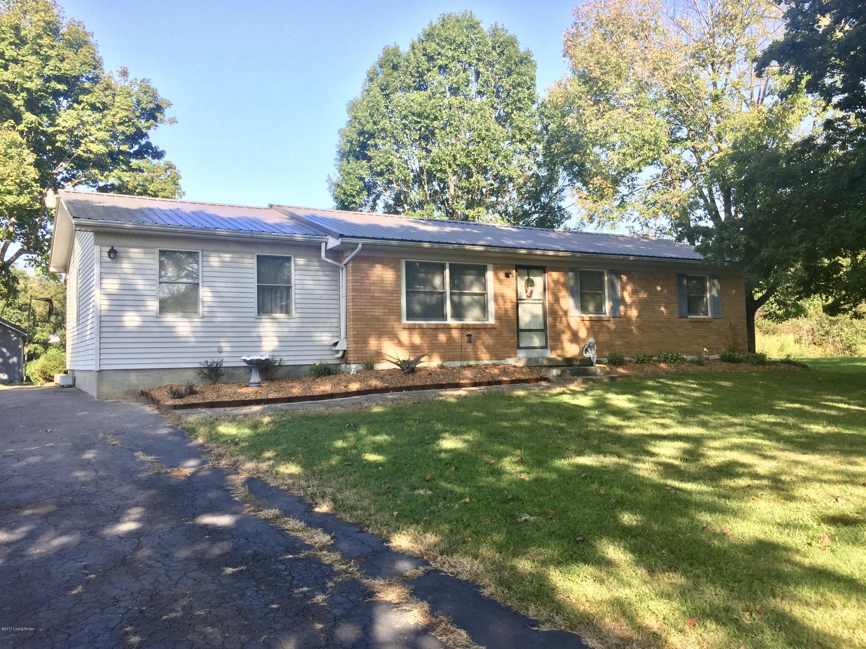 402 Williams Road Louisville, KY 40299 - Photo 1 of 23 Main Photo